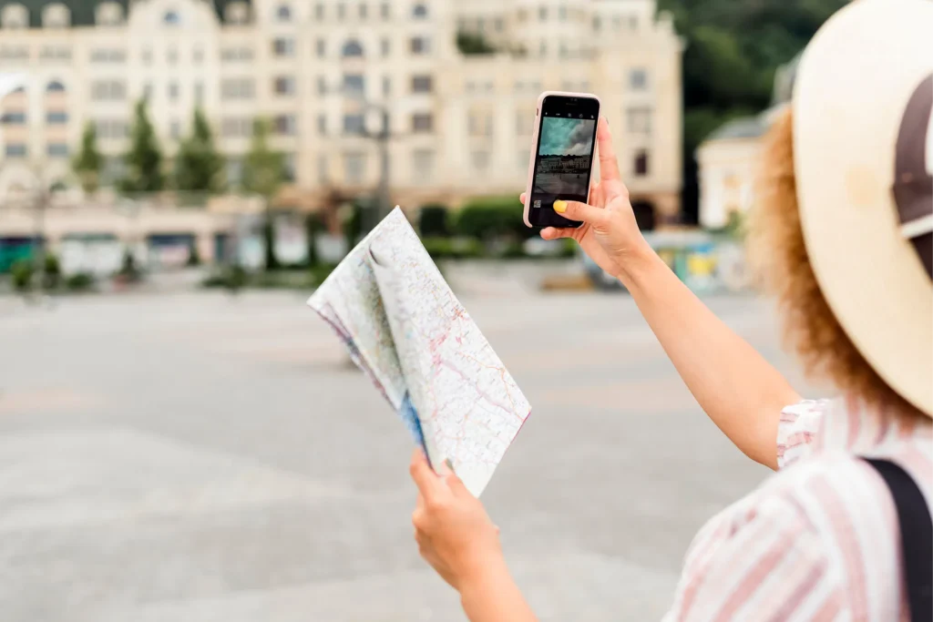 how-to-create-a-travel-app-cover
